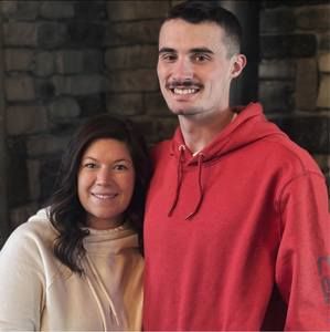 Meet your Posher, Casey